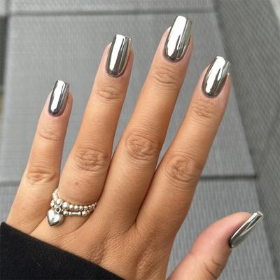 Silver Press on Nails Medium Square Fake Nails Metallic False Nails with Designs Chrome Acrylic Glue on Nails Glossy Full Cover Cute Artificial Stick on Nail for Women Nail Manicure