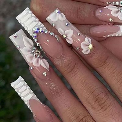 Foccna White Press on Nails Artificail Extra Long, French Square Fake Nails Crystal Flowers Nails Acrylic Full Cover Long Fake Nails with Design Nail Tips for Women&amp;Girls,24PCS