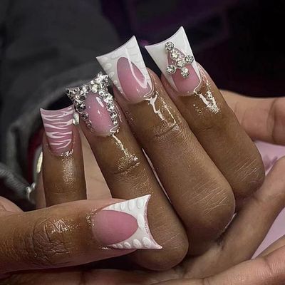 Duck Shaped Press on Nails Medium Handmade Fake Nails Rhinestones Designs Pink Glossy Cute Stick on Nail Wide Duckbill Full Cover White French Tip False Nails Acrylic for Women DIY Manicure 24 Pcs