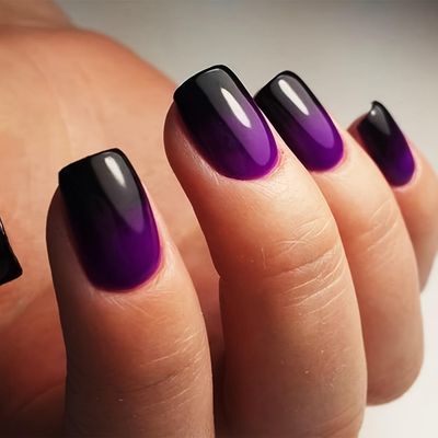 Purple Press on Nails Short Square French Fake Nail Glossy False Nails with Gradient Designs Glossy Purple Black Acrylic Nails Full Cover Stick on Nails for Women and Girls 24 Pcs