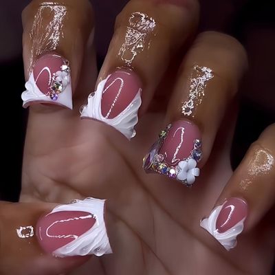 24 Pcs Press on Nails Short Square,YIHONGYAN Pink Fake Nails Press ons Nail Art Tip Acrylic Kit Glue on Nails Full Cover Duck Mouth False Nails with Rhinestones Charms Design Stick on Nails for Woman