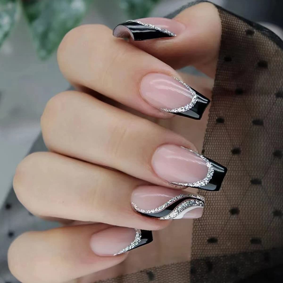 24PCS Black French Tip Glossy Coffin Nails With Silver Glitter Line Designs - Medium Length Square Fake Nails Full Cover - Artificial Acrylic False Glue On Nails