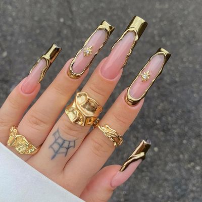 MISUD Press on Nails Long Square Fake Nails Glossy Glue on Nails Gold Chrome Acrylic Nails Squoval Artificial Nails Star Rhinestone Stick on False Nails with Design 24 pcs