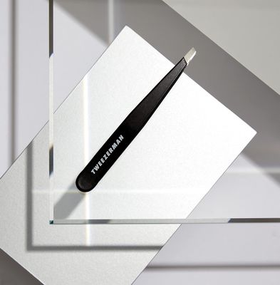 Tweezerman G.E.A.R. Slant Tweezer (Midnight)