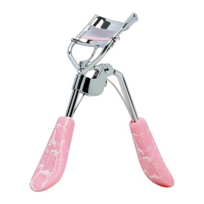 Paris Hilton Eyelash Curler - Professionally Crafted Lash Curler for All Eye Shapes - Makeup tool for Long-Lasting Curl - Wide Opening for Every Lash Lift &amp; Defines, Easy to Use with Comfort Grip -1pc