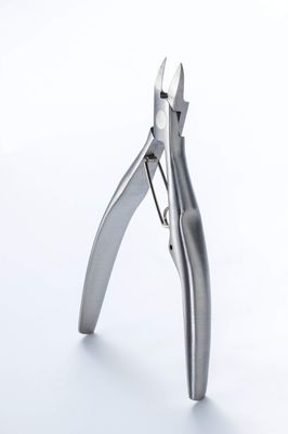 Seki Edge Ingrown Toenail Nipper (SS-203) - Stainless Steel Ingrown Toenail Tool Nail Cutter Nippers for Small Precise Cuts to Prevent in Grown Nails - Pedicure Tools for Men & Women - Made in Japan