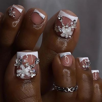 LPOODDNU White French Tip Press on Toenails Full Cover Pearl 3D White Flowers Fake Toenails Short Square Summer False Toenails Cute Toe Nails Press ons Glossy Toenails for Pedicure Decorations