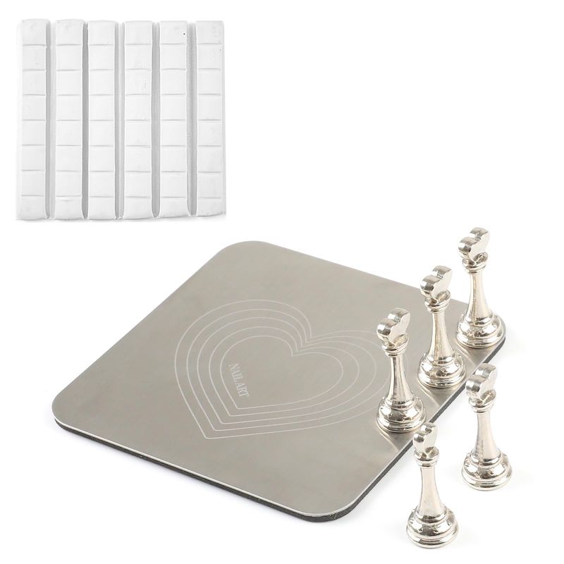 lootaan Nail Holder for Painting Nails, Heart Nail Stand for Press ons / Nail Display / Nail Practice with Reusable Adhesive Putty, Nail Tech Must Haves Nail Supplies (Argent)