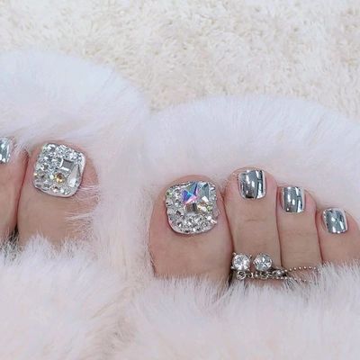 MISUD Chrome Glossy Fake Toenails with Design, Luxury 3D Rhinestone Stick on False Toenails, Flash Acrylic - Full Cover Press-on, 24pcs
