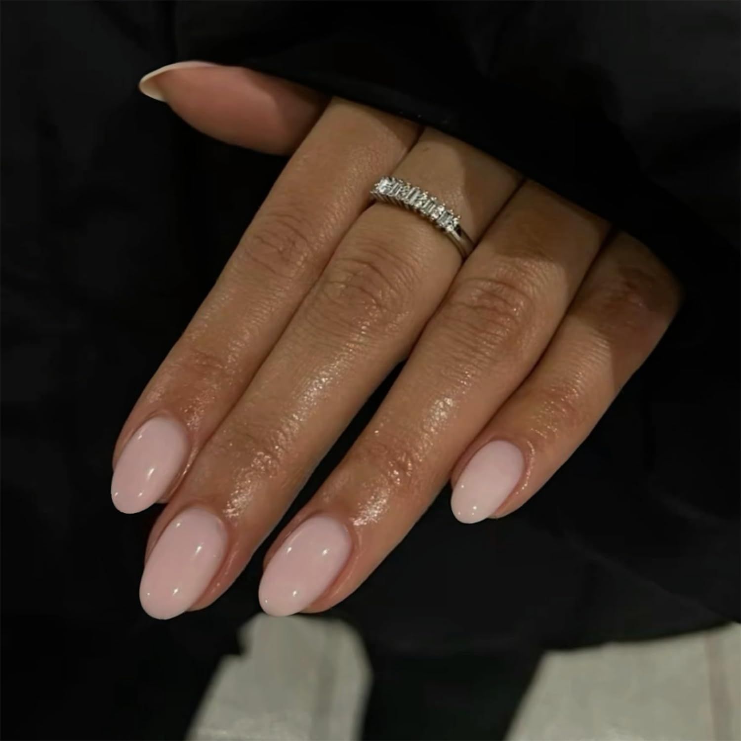 Dusty Pink Press on Nails Short Oval Acrylic Nails Press ons Solid Color Medium Short Oval Fake Nails for Women Reusable Thick Round Nails Glue on, Medium Almond Nails Soft Gel False Nails 24Pcs