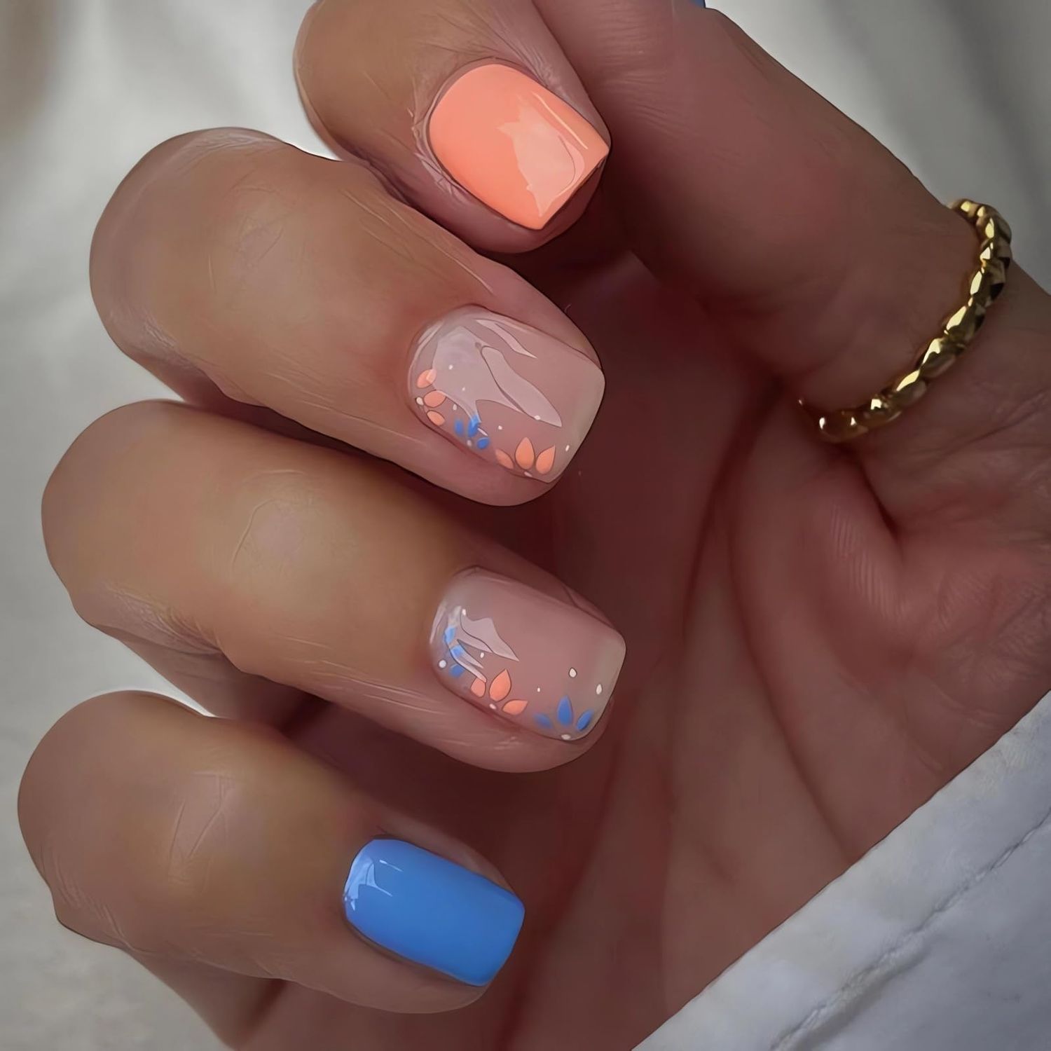 Short Press on Nails Square Fake Nails Blue Orange Flowers Glue on Nails Spring Summer Nail Art Decorations Glossy Full Cover Acrylic False Nails Short Square Stick on Nails 24Pcs