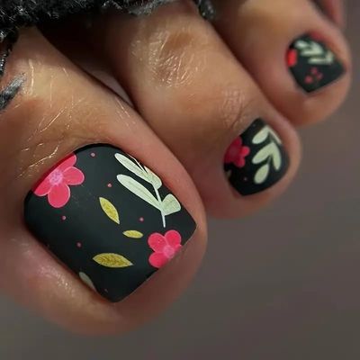 Black Press on Toe Nails Pink Flower Fake Toe Nails Spring Glue on Nails Short Square False Toenails for Women Matte Spring Fake Toe Nails Full Cover Stick on Toe Nails Glue on Toenails 24Pcs
