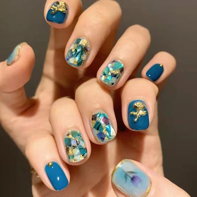 Abalone Seashell Nail Art Slices, Holographic 3D Mermaid Irregular Nail Art Glitter Flakes, Ocean Beach Shell Nail Sequins Supplies for Women Girls Manicure Sparkly Decoration, DIY Resin Nail Art Tips