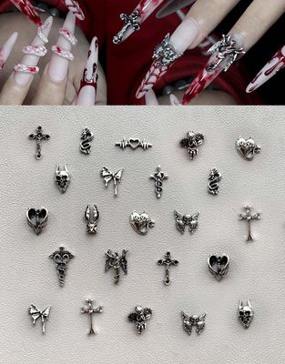 130pcs 3D Silver Goth Nail Charms Y2K Chrome Nails Art &amp; DIY Punk Bracelet Accessories, Vintage Alloy Cross Butterfly Heart Skull Acrylic Charm for Women Nails, Metal Necklace Supplies