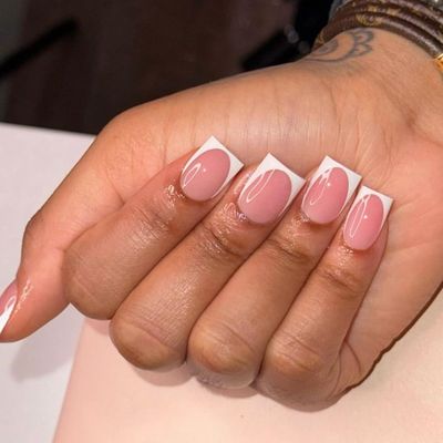 LRKNNO White French Tip Nails - Press On, Short Square, Artificial, Gel/Acrylic Glue, 24pcs, Full Cover, Stick Ons for Wedding Manicure