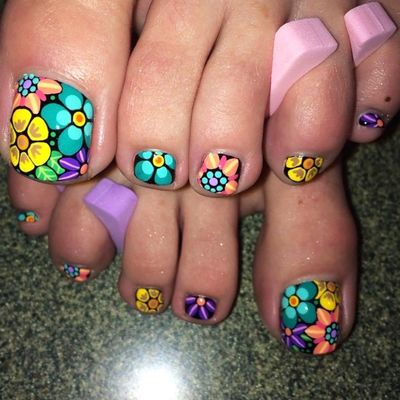 24Pcs Summer Press on Toenails | Colorful Flower Design Fake Toe Nails,Short Acrylic Toe Nail,Stick on Toenail for Women Girls Summer Nail Art Decoration