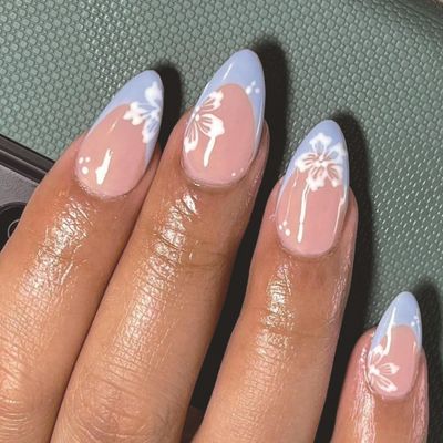 Blue French tips Press on Nails Medium Almond Fake Nails with Design White Flower Glue on Nails Glossy Spring Nails Reusable Summer False Nails for Women Girls Manicure 24pcs