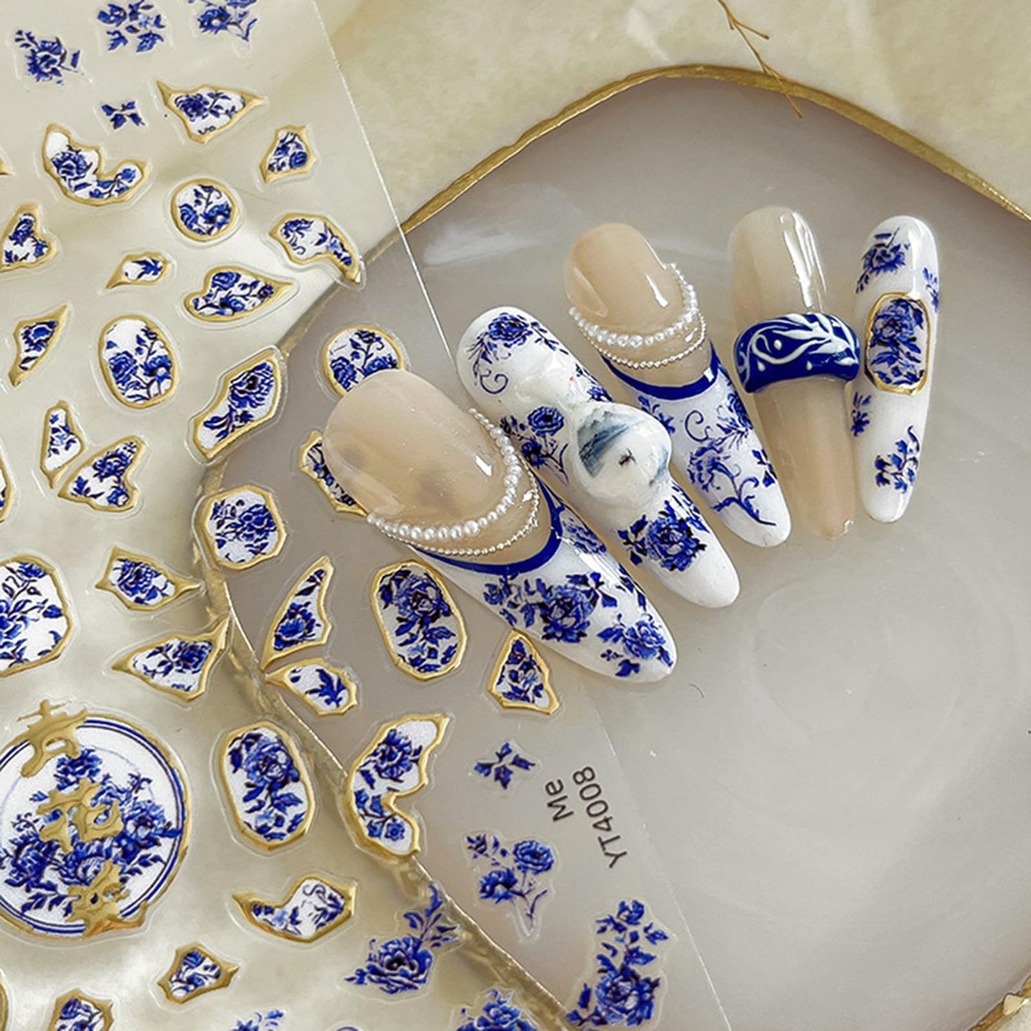 Blue Flower Nail Art Stickers Blue and White Porcelain Nail Decals Self-Adhesive Bronzing Nail Stickers Retro Chinese Style Floral Nail Design Accessories Flower Nail Art Supplies for Women Manicure