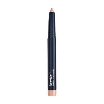 LuneAster RealGlow Eye Illuminator - Universal, vegan champagne illuminator highlights to effortlessly emphasize eyes for a wide-eyed effect. - paraben free, phthalates free, gluten free