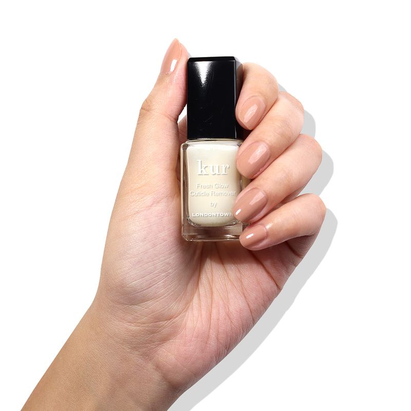 LONDONTOWN Fresh Glow Cuticle Remover - Instant Cuticle Remover Liquid - No Tool or Cutting Moisturizing Softening Nail Care for Dry, Damaged Cuticles, .40fl oz