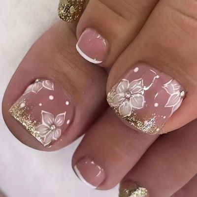 Flower Press on Toenails Short Square White French Tip Fake Toenails with Floral Rhinestone Glitter Gold Design Cute False Toenails Nude Glossy Full Cover Stick on Toenails for Women Pedicure Decor