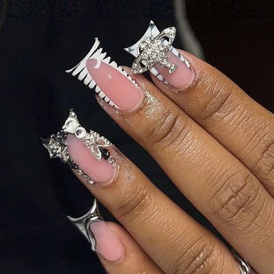 BABALAL Duck Nails Press on Black Fake Nails French Tip Glue ons Nails Star Planet Rose Charm Design Acrylic Nails 24Pcs Punk Goth Duck False Nails