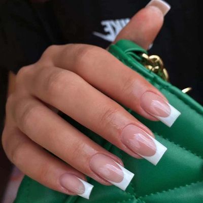 ANDGING Press on Nails - Short &amp; Medium Coffin, French Tip with Nude Pink White Design, Full Cover Glue on Nails, Reusable 24Pcs for Christmas