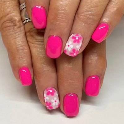 Hot Pink Press on Nails Short Square Fake Nails with Flower Design Floral Daisy Glue on Nails Glossy Spring Nails Reusable Summer False Nails for Women Girls Daily Wear Manicure 24pcs