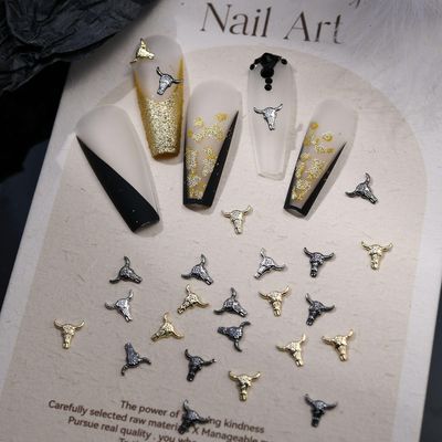 30pcs Bull Head Nail Charms Halloween Retro Alloy Nail Art Accessories Gold&amp;Silver&amp;Gun Black Metal Nail Art Charms Solid Bull Head Nail Art Decorations for Acrylic Nails Halloween Decor