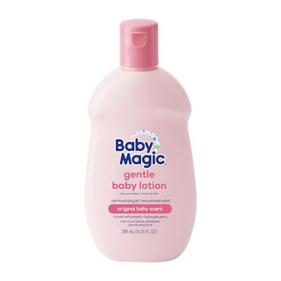 Baby Magic Gentle Baby Lotion 9oz Vitamins &amp; Aloe Free of Parabens, Phthalates, Sulfates and Dyes, Camellia Oil &amp; Marshmallow Root, 9oz (Pack of 1)
