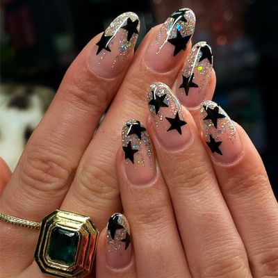 24Pcs Medium Almond Press on Nails with Black Five-pointed Star Design, Glossy Silver Glitter False Nails Gel Glue on Nails, Sparkly Manicure Art Acrylic Fake Nails Stick on Nails for Women Girls