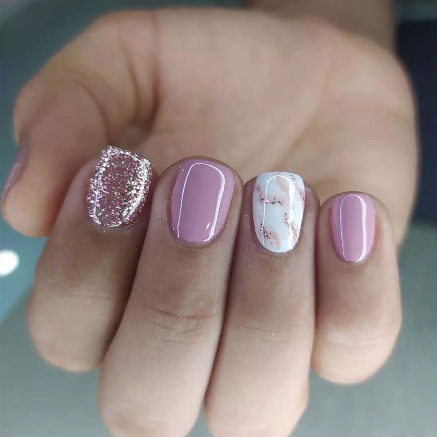 Square Press on Nails Short Fake Nails Glitter with Marble Design Purple Acrylic False Nails Artificial Glossy Glue on Nails Full Cover Stick on Nails for Women Manicure Decoration 24Pcs