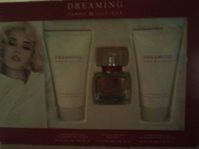 DREAMING TOMMY HILFIGER SET