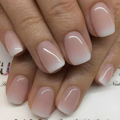 Short Square Press on Nails French Fake Nails Ombre Acrylic Nails Press on Full Cover Glossy Glue on Nails False Nails with Glue Artificial Stick on Nails for Women Manicure Nail Art Decoration 24PCS