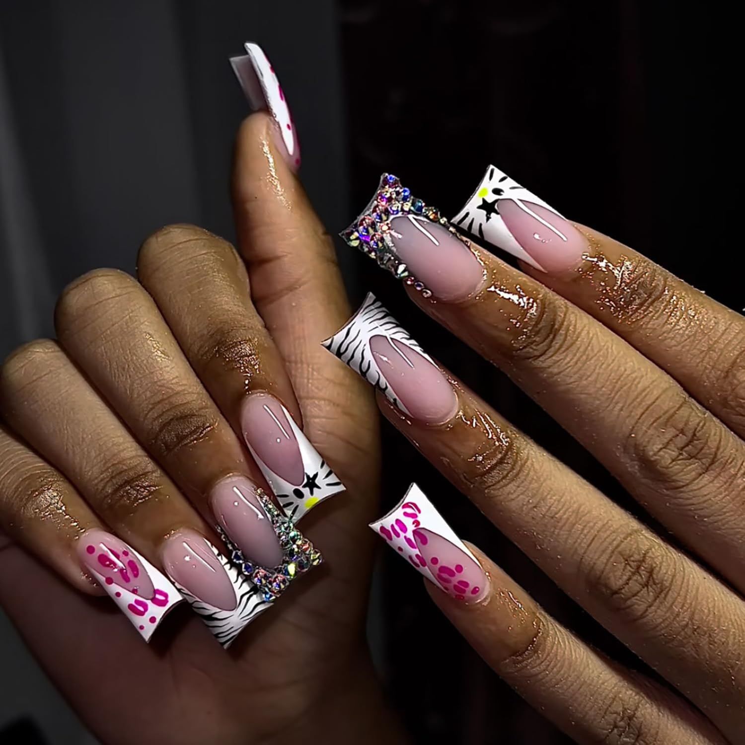 FIEONCIY Press on Nails Duck Shape Glossy Full Cover Medium Acrylic French False Nails with Designs Artificial Duck Fake Nails with Charms Glue ons Nails Stick on Fingernails for Women(A30411)