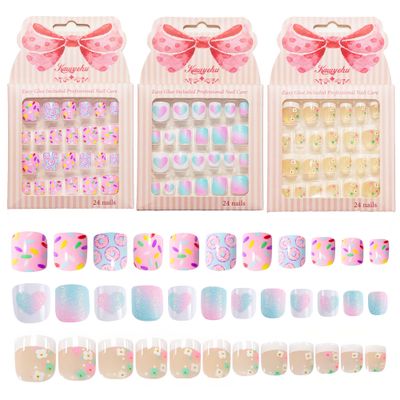 Kawyehu Kids Press on Nails Children Fake Nails 72PCS Artificial Nail Tips Adhesive Full Cover Short False Fingernails for Girls Kids Nail Decoration (French Donut Heart)