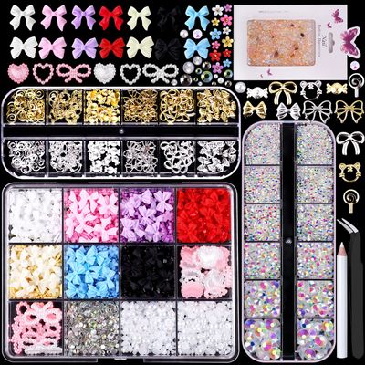 Mixed 3D Nail Charms and Rhinestones, Color Flower Bow Star Nail Art Charms,Half Round Pearl Flatback Nail Gems,Gold &amp; Silver Nail Studs,Gravel Diamond Manicure Kit DIY Nail Art Supplies Accessories