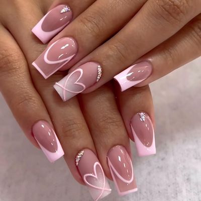 24Pcs French Tip Press on Nails Short Square Fake Nails Pink Heart French Lines with Rhinestones Glitter Full Cover Tip Glue on Nails designs Cute False Nails for Women Acrylic Manicure Accessories