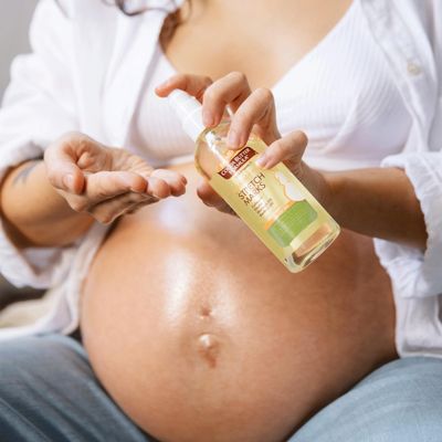 Palmers Cocoa Butter Formula Massage Oil for Stretch Marks and Pregnancy Skincare, 3.4 Ounces