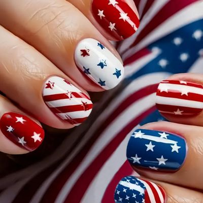 4th of July Press on Nails Short Square Fake Nails with American Flag Star Designs Blue Red False Nails Glue on Nails Press ons Independence Day Nails Full Cover Patriotic Stick on Nails for Women
