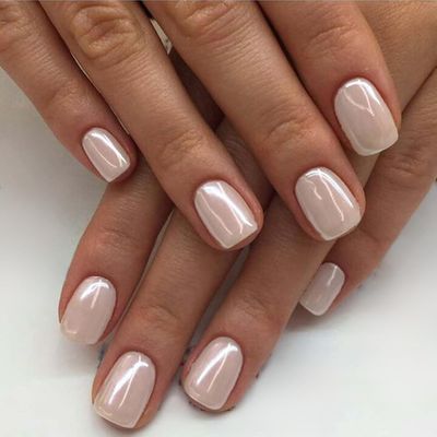GLAMERMAID Press on Nails Extra Short Squoval, White Pearl Mermaid Chrome Spring Handmade Gel Glue on Nail, 24Pcs Glossy Round Reusable UV Finish Fake Nail Acrylic False Nail Manicure Kit for Women