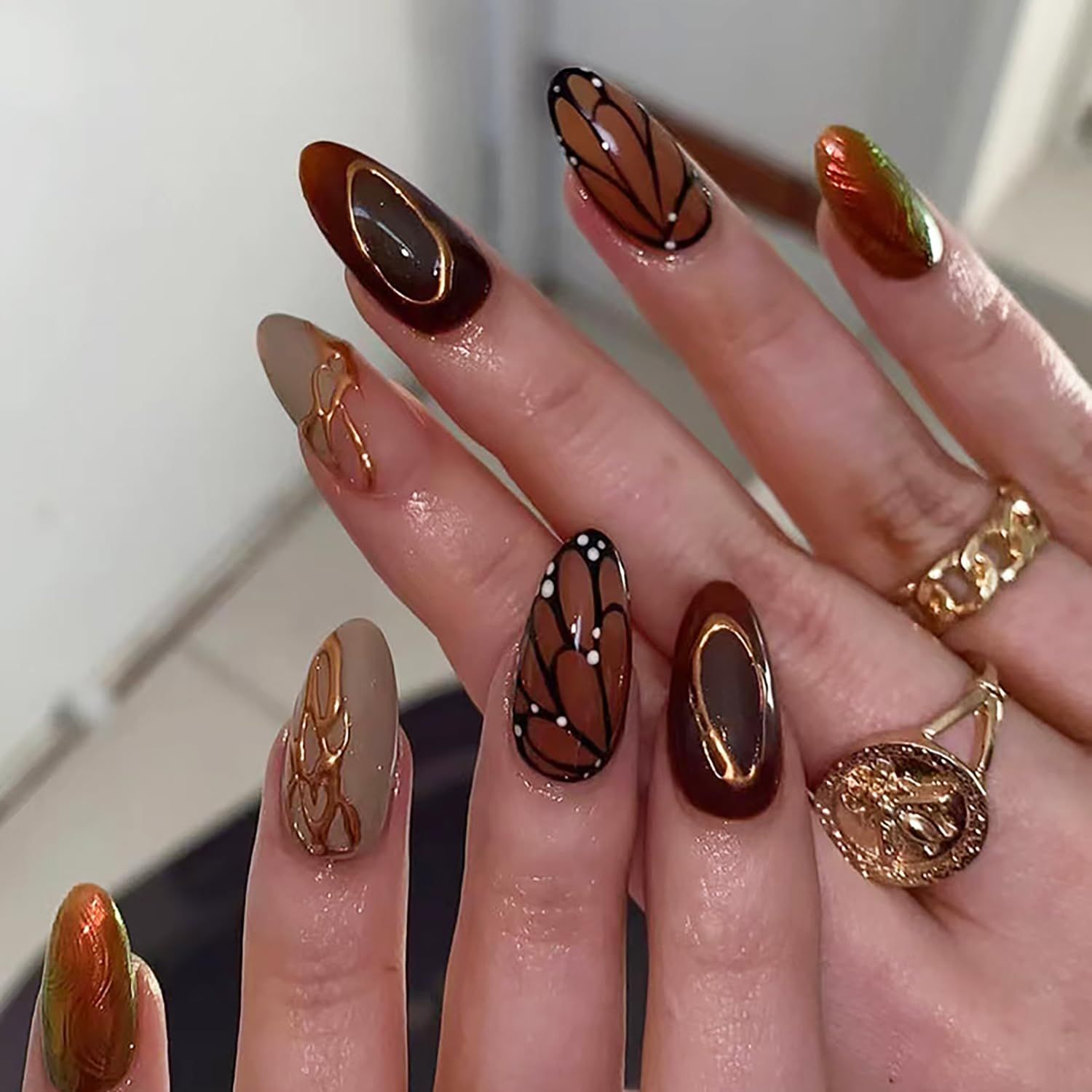 24Pcs Almond Press on Nails Medium Length Butterfly Wings Fake Nails with Ripple Designs Full Cover Brown False Nails French Line Glue on Nails Reusable Fall Acrylic Nails for Women Nail Decor