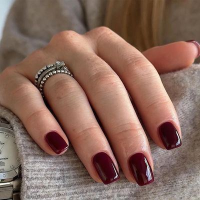 COSMOO Cherry Red Quick Dry Nail Polish, Wine Red Fingernail Air Dry Nail Lacquer for Nail Art Varnish