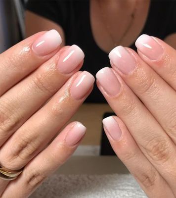 Aegenacess 24pcs Short Press On Nails - Ombre Square Stick On, French Glue On with Jelly Sticker, Fake Nails Kit in 12 Sizes