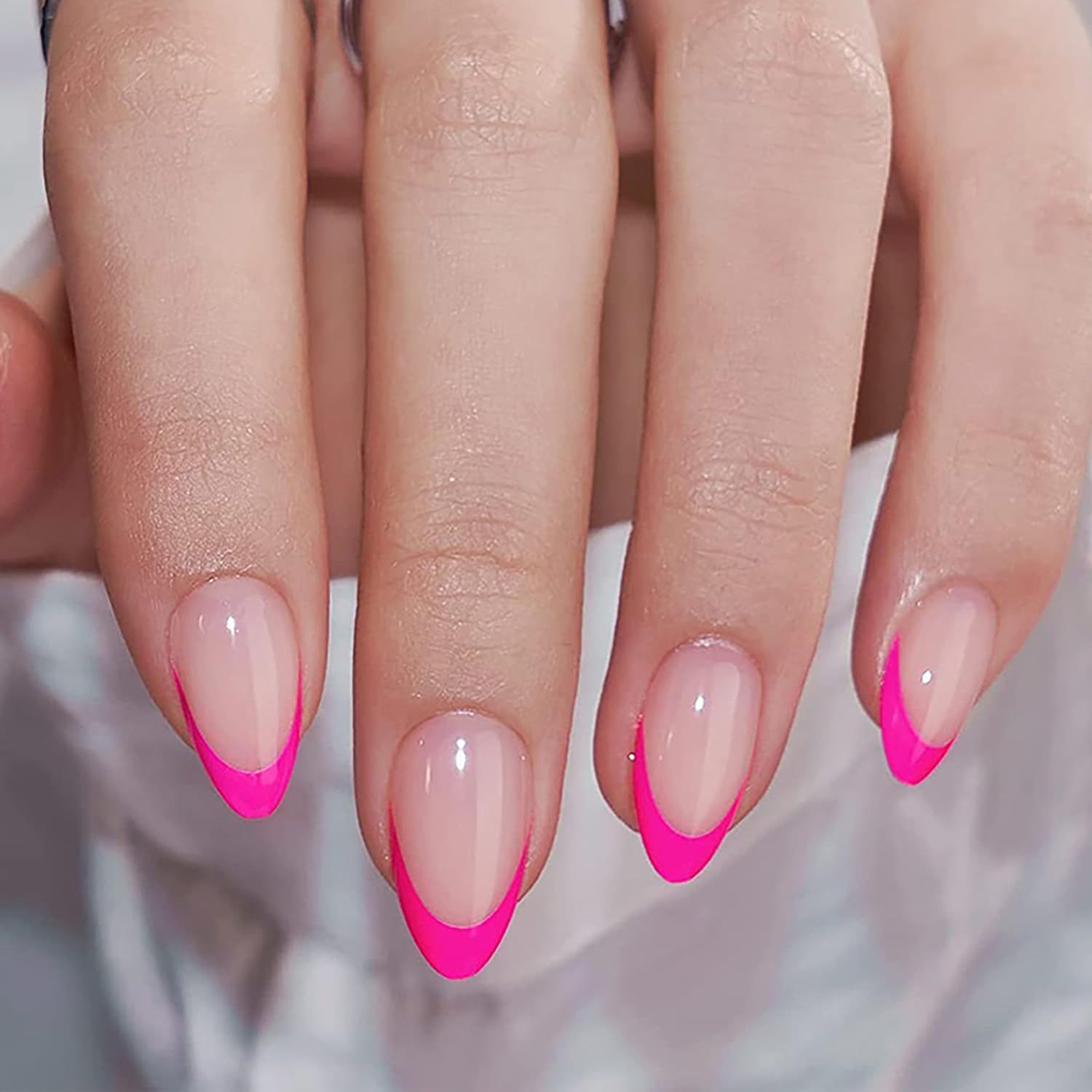 24Pcs Hot Pink French Tip Press on Nails Short Almond Fake Nails Reusable Acrylic False Nails Natural Nude Pink Full Cover Glue on Nails Glossy Artificial Nails Stick on Nails for Women Nail Decor