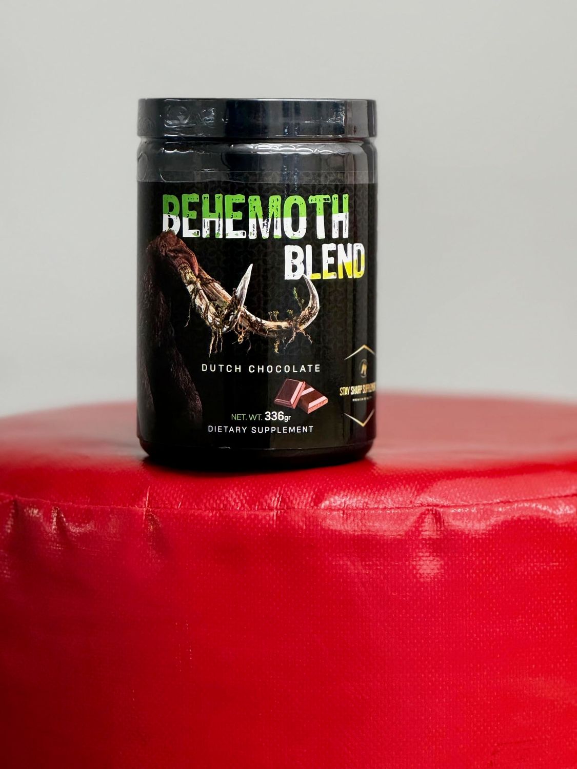 Behemoth Blend Organic Mushroom Extract: Chaga, Lion&#39;s Mane, Cordyceps, Shiitake, Reishi Premium Collagen &amp; Creatine for Enhanced Focus, Energy, Immunity, and Recovery 30 Servings.