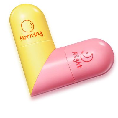 SeleneTenderaes 2pc Heart Shaped Dual-use Deformable Lip Balm Stick - Honey,One end is colorless, while the other end is pink can be used as makeup, lipstick. Repair, Keep Lips Moisturized, Gifts