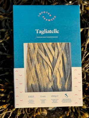 Lofoten Seaweed Seaweed Tagliatelle: traditionally made Italian pasta and organic, hand-harvested kelp from Lofoten Islands, Norway