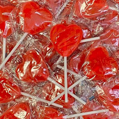 30 Heart Shaped Lollipops Cherry Flavoured Sweet Candy Lollies, Ideal for Snack Cupboard, Weddings, Valentines, Party Bag fillers