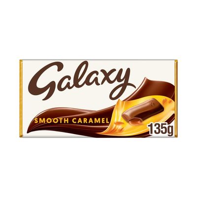 Galaxy Chocolate Bar, Smooth Caramel &amp; Milk Chocolate, 135g, Ideal Christmas Chocolate Gifts, Snacks or Hamper